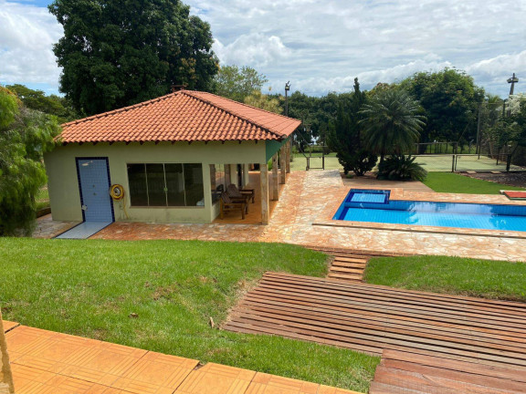 Chácara com 3 Quartos à Venda, 6 m² em Arapongas