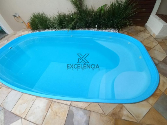 Imagem Casa com 3 Quartos à Venda,  em Centro - Guaratuba