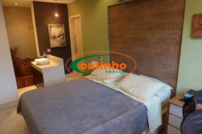 Imagem Apartamento com 1 Quarto à Venda, 62 m² em Tijuca - Rio De Janeiro Imagem Apartamento com 1 Quarto à Venda, 62 m² em Tijuca - Rio De Janeiro