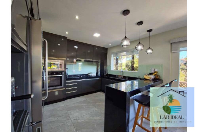 Imagem Casa com 5 Quartos à Venda, 201 m² em João Fernandes - Búzios Imagem Casa com 5 Quartos à Venda, 201 m² em João Fernandes - Búzios