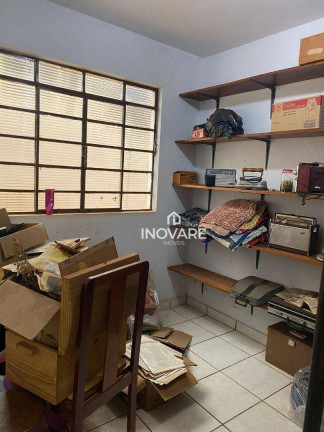 Imagem Casa com 4 Quartos para Alugar, 5 m² em Setor Central - Itumbiara Imagem Casa com 4 Quartos para Alugar, 5 m² em Setor Central - Itumbiara