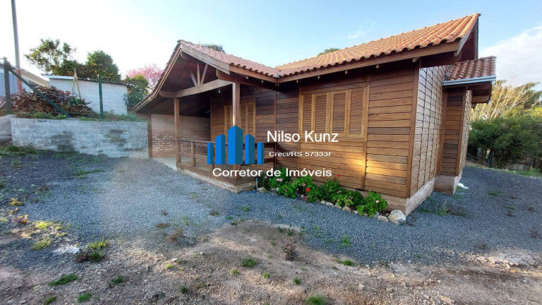 Imagem Chácara com 2 Quartos à Venda, 900 m² em Tuiuti - Bento Gonçalves Imagem Chácara com 2 Quartos à Venda, 900 m² em Tuiuti - Bento Gonçalves