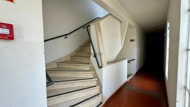 Imagem Apartamento com 3 Quartos à Venda, 90 m² em Centro Histórico - Porto Alegre Imagem Apartamento com 3 Quartos à Venda, 90 m² em Centro Histórico - Porto Alegre