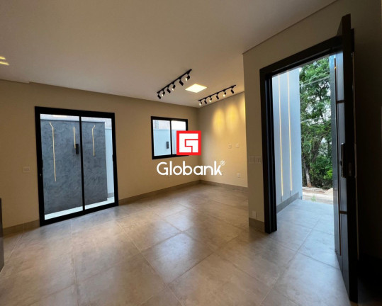 Imagem Casa com 3 Quartos à Venda, 250 m² em Ibituruna - Montes Claros Imagem Casa com 3 Quartos à Venda, 250 m² em Ibituruna - Montes Claros