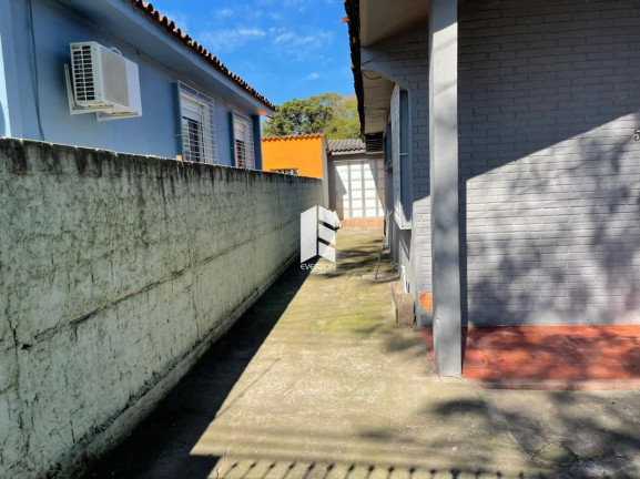 Imagem Casa com 3 Quartos à Venda, 360 m² em Patronato - Santa Maria