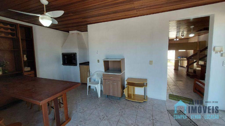 Imagem Casa com 3 Quartos à Venda, 360 m² em Centro - Balneário Pinhal Imagem Casa com 3 Quartos à Venda, 360 m² em Centro - Balneário Pinhal