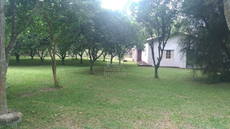 Imagem Imóvel com 2 Quartos à Venda, 2.805 m² em Parque Serrano I - Itaara