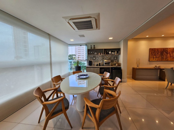 Imagem Imóvel com 4 Quartos à Venda, 305 m² em Barra - Salvador Imagem Imóvel com 4 Quartos à Venda, 305 m² em Barra - Salvador