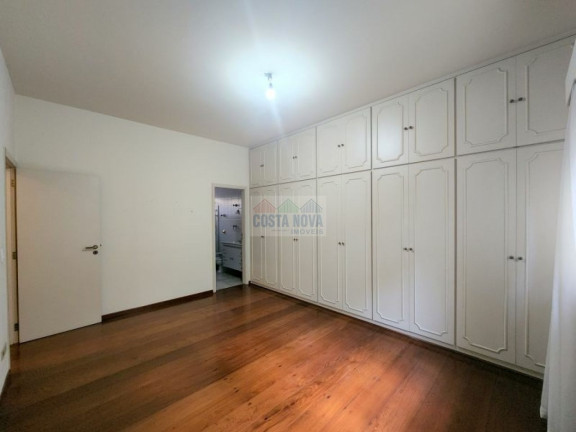 Imagem Casa com 3 Quartos à Venda, 244 m² em Pacaembu - São Paulo