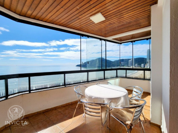 Imagem Apartamento com 3 Quartos à Venda, 183 m² em Centro - Balneário Camboriú
