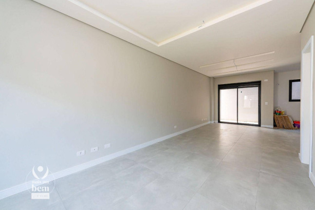 Imagem Sobrado com 3 Quartos à Venda, 135 m² em água Verde - Curitiba Imagem Sobrado com 3 Quartos à Venda, 135 m² em água Verde - Curitiba