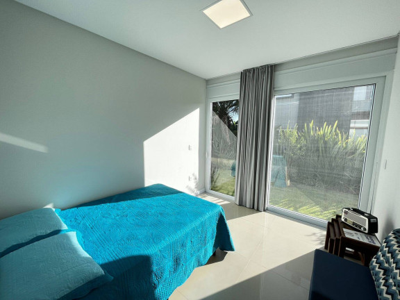 Imagem Casa com 4 Quartos à Venda, em Atlântida Sul - Osório Imagem Casa com 4 Quartos à Venda, em Atlântida Sul - Osório