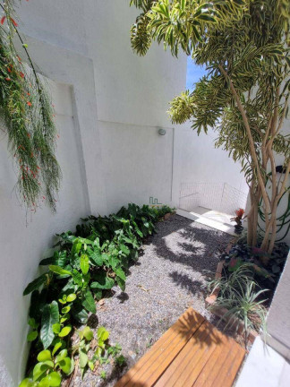 Imagem Casa com 3 Quartos à Venda, 216 m² em Camboinhas - Niterói