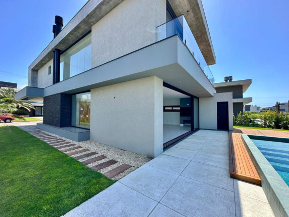 Imagem Casa com 5 Quartos à Venda, 270 m² em -- - Capao Da Canoa