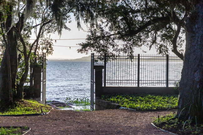 Imagem Casa com 3 Quartos à Venda, 494 m² em Pedra Redonda - Porto Alegre