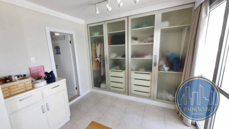 Imagem Apartamento com 4 Quartos à Venda, 156 m² em Barra Norte - Balneário Camboriú Imagem Apartamento com 4 Quartos à Venda, 156 m² em Barra Norte - Balneário Camboriú