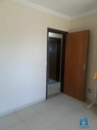 Imagem Sobrado com 4 Quartos à Venda, 209 m² em Uvaranas - Ponta Grossa