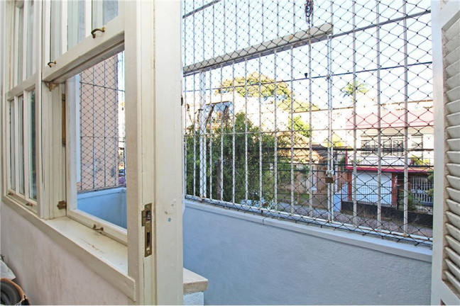 Imagem Apartamento com 2 Quartos à Venda, 68 m² em Santo Antônio - Porto Alegre Imagem Apartamento com 2 Quartos à Venda, 68 m² em Santo Antônio - Porto Alegre