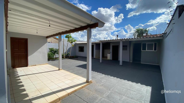 Imagem Casa com 7 Quartos à Venda, 184 m² em Monte Castelo - Campo Grande