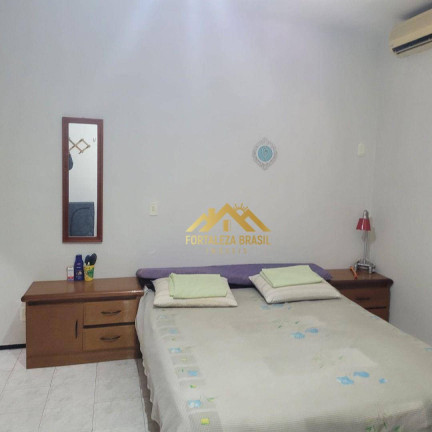 Imagem Imóvel com 5 Quartos à Venda, 240 m² em Parangaba - Fortaleza Imagem Imóvel com 5 Quartos à Venda, 240 m² em Parangaba - Fortaleza