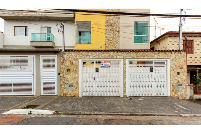 Casa com 4 Quartos à Venda,  em Vila Carrão - São Paulo