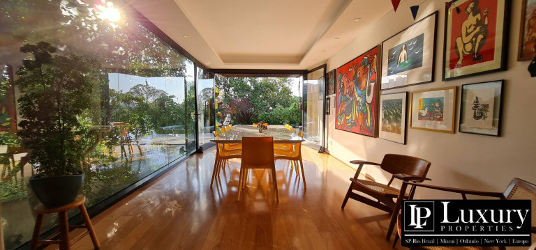 Imagem Casa com 4 Quartos à Venda,  em Vila Ipojuca - São Paulo