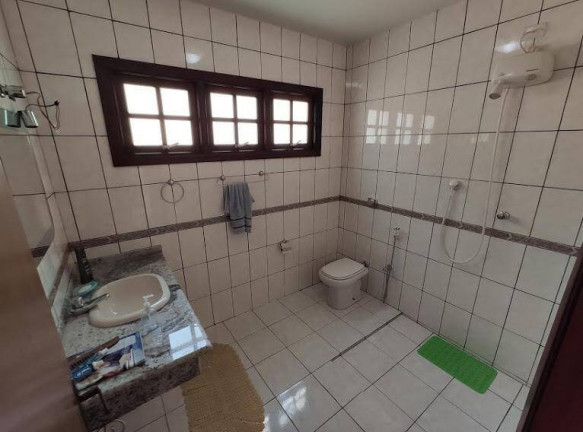 Imagem Casa com 4 Quartos à Venda, 5.310 m² em Jacareí Imagem Casa com 4 Quartos à Venda, 5.310 m² em Jacareí