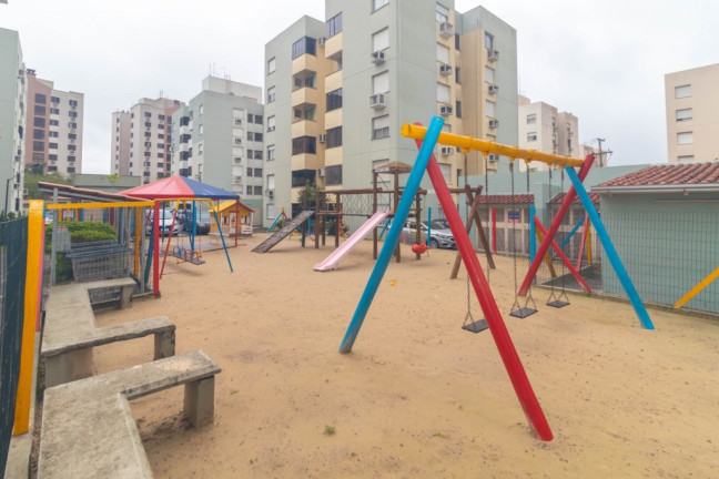 Imagem Apartamento com 2 Quartos à Venda, 52 m² em Sarandi - Porto Alegre