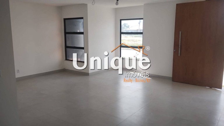 Imagem Casa com 3 Quartos à Venda, 250 m² em Arraial Do Cabo