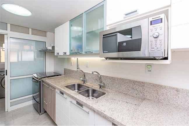 Imagem Apartamento com 3 Quartos à Venda, 128 m² em Moema - São Paulo