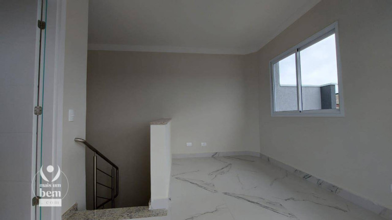 Imagem Sobrado com 3 Quartos à Venda, 141 m² em Uberaba - Curitiba Imagem Sobrado com 3 Quartos à Venda, 141 m² em Uberaba - Curitiba