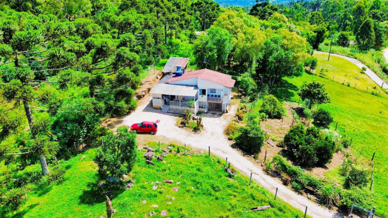 Chácara à Venda, 9.700 m² em Rio Da Várzea - Quitandinha