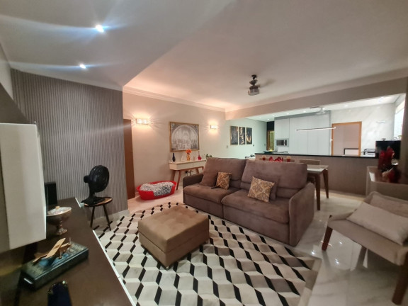 Imagem Casa com 3 Quartos à Venda, 200 m² em Gonzaga - Santos Imagem Casa com 3 Quartos à Venda, 200 m² em Gonzaga - Santos