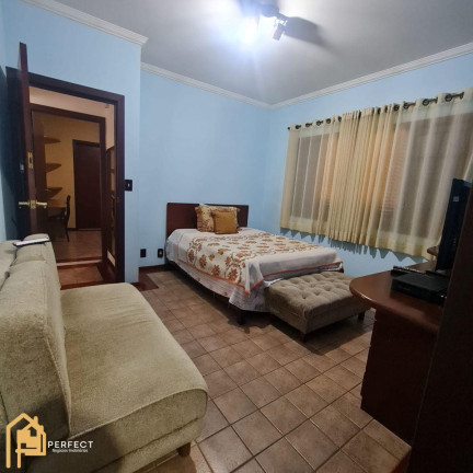 Imagem Casa com 5 Quartos à Venda, 300 m² em Independência - Taubaté
