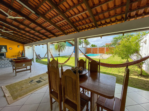 Imagem Casa à Venda, 360 m² em Pinheiros - Balneário Barra Do Sul Imagem Casa à Venda, 360 m² em Pinheiros - Balneário Barra Do Sul