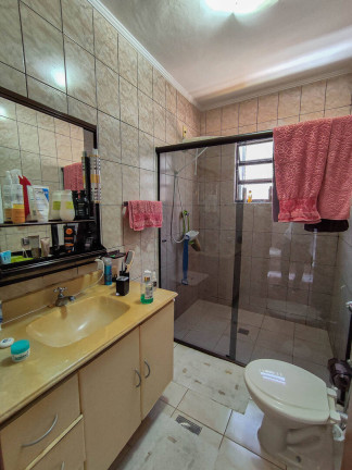 Imagem Casa com 3 Quartos à Venda, 251 m² em Marapé - Santos