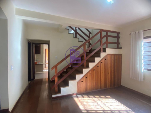 Imagem Sobrado com 3 Quartos à Venda, 295 m² em Lima Azevedo - Londrina