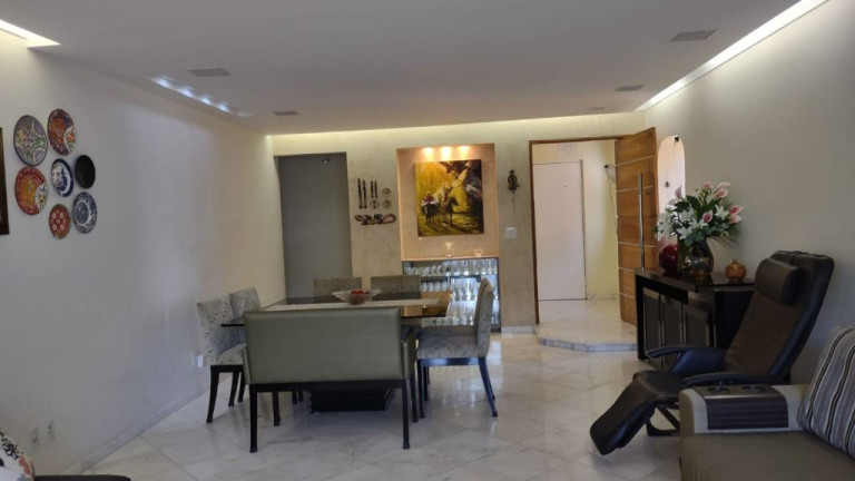 Imagem Apartamento com 3 Quartos à Venda, 180 m² em Pitangueiras - Guarujá Imagem Apartamento com 3 Quartos à Venda, 180 m² em Pitangueiras - Guarujá