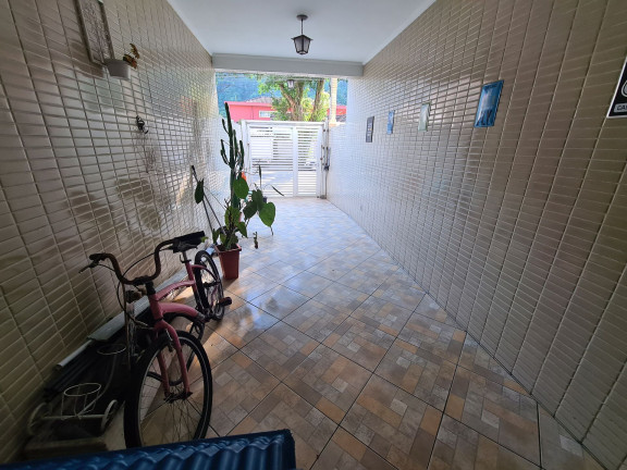 Imagem Casa com 3 Quartos à Venda, 115 m² em Marapé - Santos
