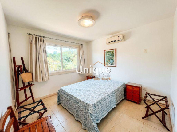Imagem Casa com 4 Quartos para Temporada, 180 m² em Ferradura - Armação Dos Búzios