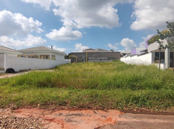Imagem Terreno à Venda, 720 m² em Sociedade Hípica De Botucatu - Botucatu