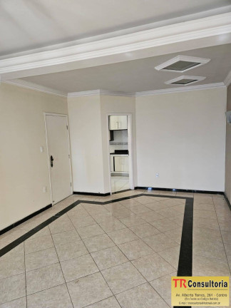 Imagem Apartamento com 3 Quartos à Venda, 120 m² em Campos Dos Goytacazes Imagem Apartamento com 3 Quartos à Venda, 120 m² em Campos Dos Goytacazes