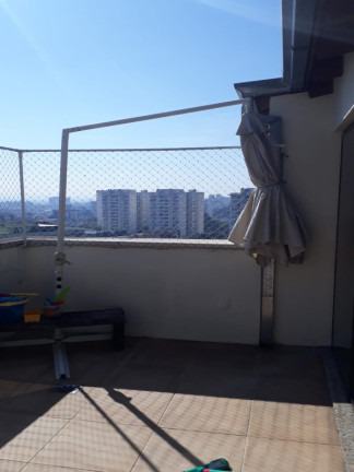 Imagem Imóvel com 2 Quartos à Venda, 137 m² em Cristo Redentor - Porto Alegre Imagem Imóvel com 2 Quartos à Venda, 137 m² em Cristo Redentor - Porto Alegre