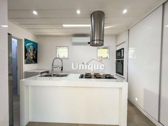 Imagem Casa com 4 Quartos à Venda, 225 m² em Ferradurinha - Armação Dos Búzios