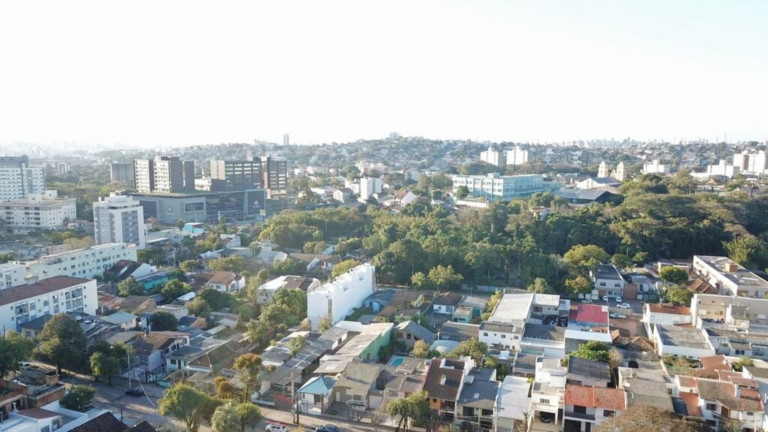 Imagem Imóvel com 4 Quartos à Venda, 77 m² em Teresópolis - Porto Alegre Imagem Imóvel com 4 Quartos à Venda, 77 m² em Teresópolis - Porto Alegre