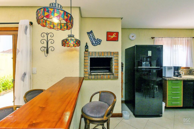 Imagem Casa com 3 Quartos à Venda, 197 m² em Hípica - Porto Alegre