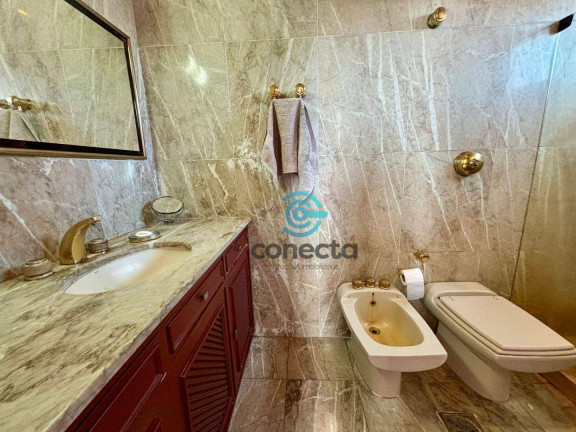 Imagem Apartamento com 4 Quartos à Venda, 145 m² em Icaraí - Niterói