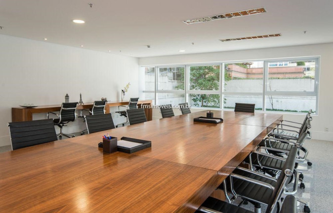 Imagem Sala Comercial à Venda, 316 m² em Moema - São Paulo Imagem Sala Comercial à Venda, 316 m² em Moema - São Paulo