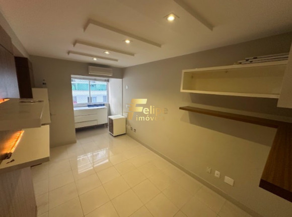 Imagem Imóvel com 3 Quartos à Venda, 100 m² em Praia Da Costa - Vila Velha Imagem Imóvel com 3 Quartos à Venda, 100 m² em Praia Da Costa - Vila Velha