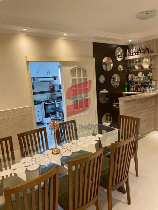 Imagem Casa com 3 Quartos à Venda, 247 m² em Centro - Pinhais Imagem Casa com 3 Quartos à Venda, 247 m² em Centro - Pinhais
